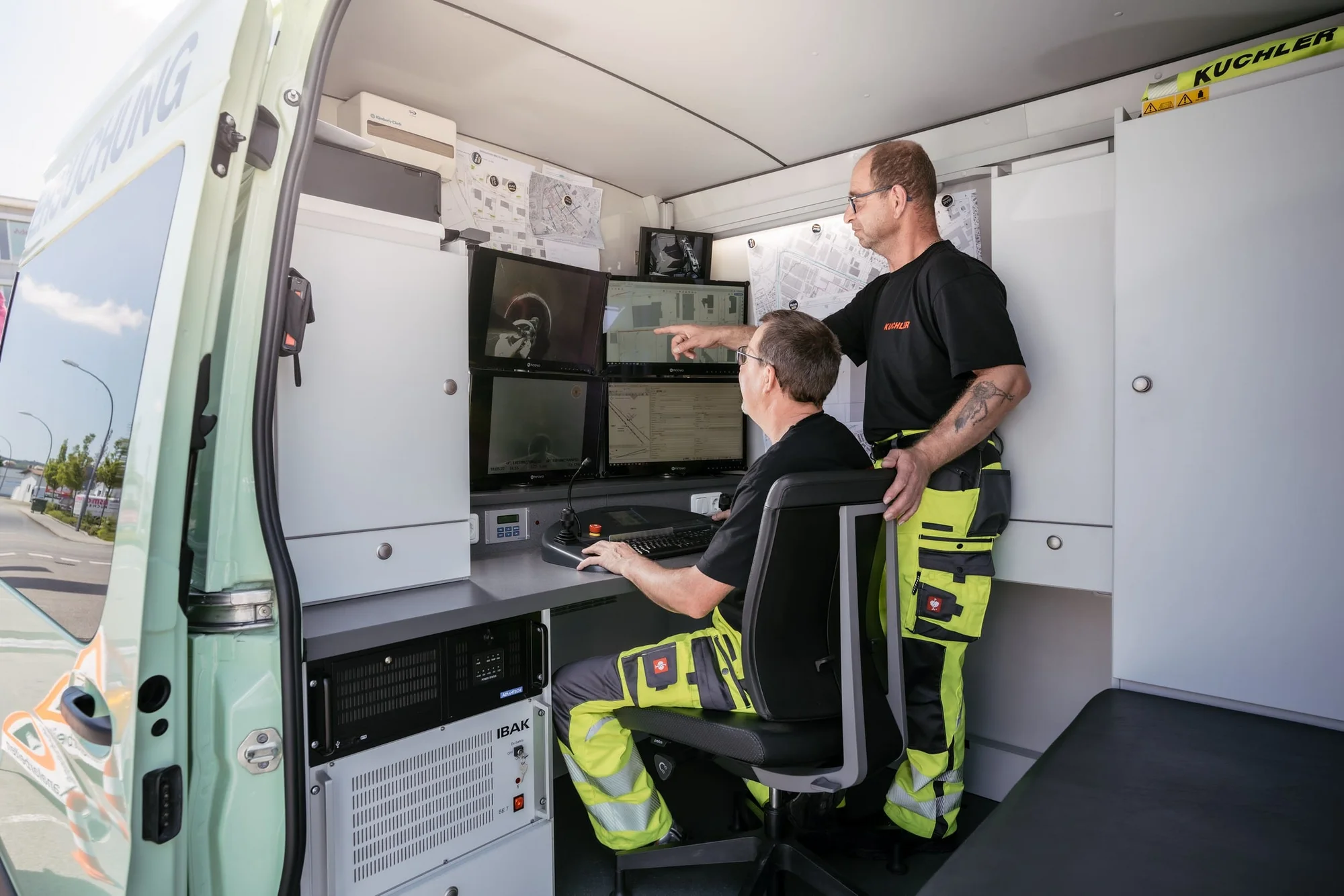 Verfüllen nach Saugbaggerarbeiten in Hennef